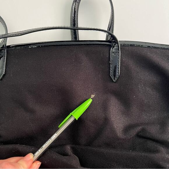 Victoria’s Secret Tote Bag with Wristlet 2018 Black Shimmer and Tiger Print - Picture 4 of 12